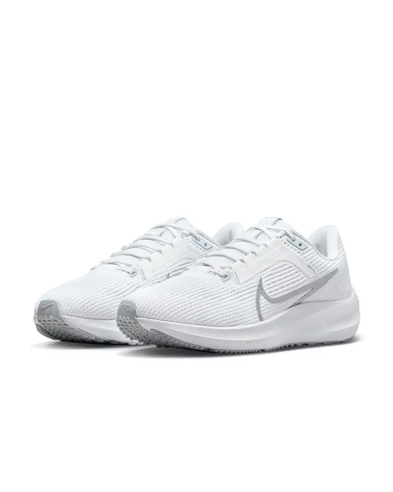 Chaussures de running Nike Pegasus 40 Blanc pour femme