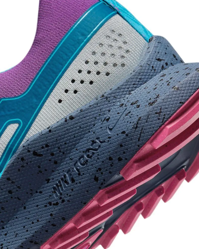 Chaussures de running Nike Pegasus Gris pour femme