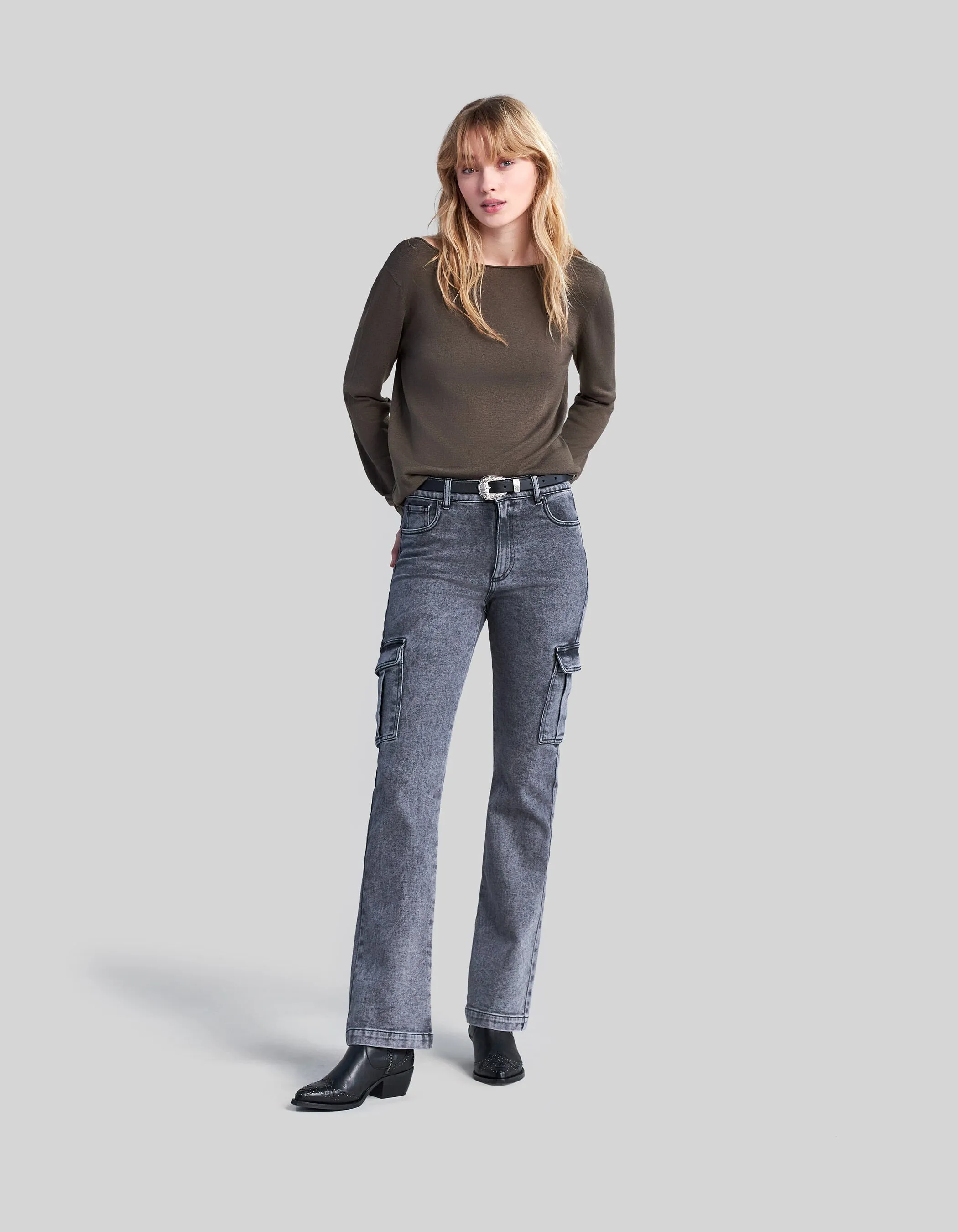 Pull kaki encolure devant dos en dentelle femme